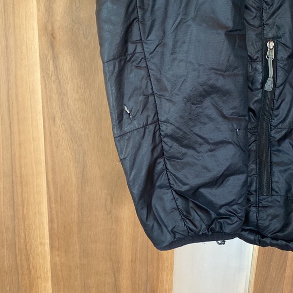 Mountain HardWear Black Puffy Jacket - Picture 6 of 9